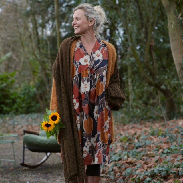 Quintessence - Robe Edonie coupe midi - Satin de coton Pavot Ocre