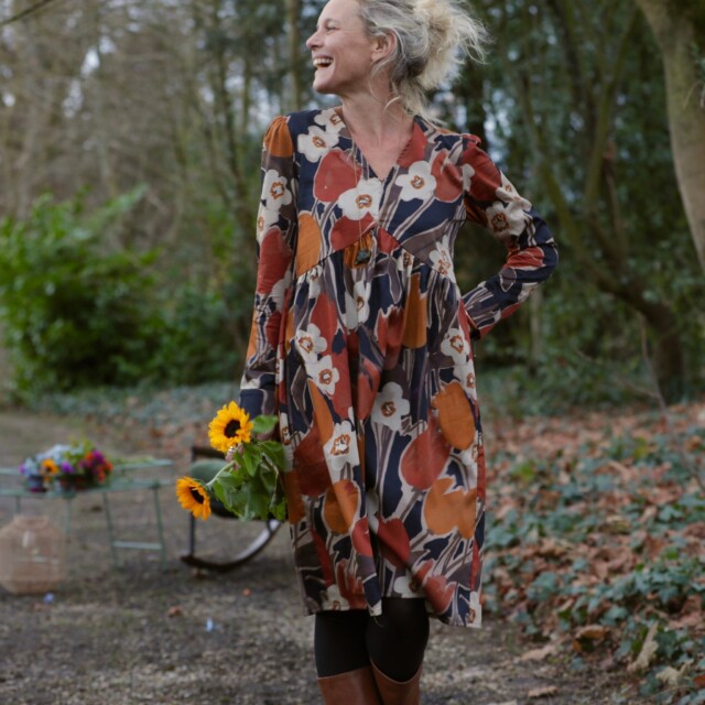 Quintessence - Robe Edonie coupe midi - Satin de coton Pavot Ocre