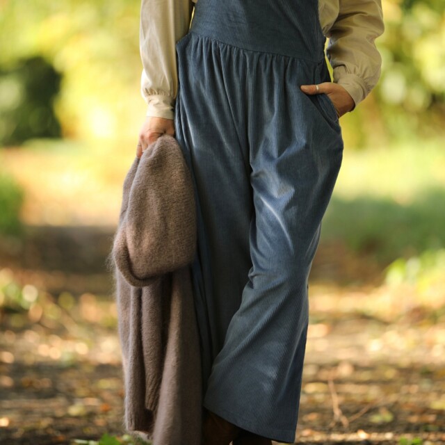 Quintessence - Salopette Isaure - velours côtelé bleu officier