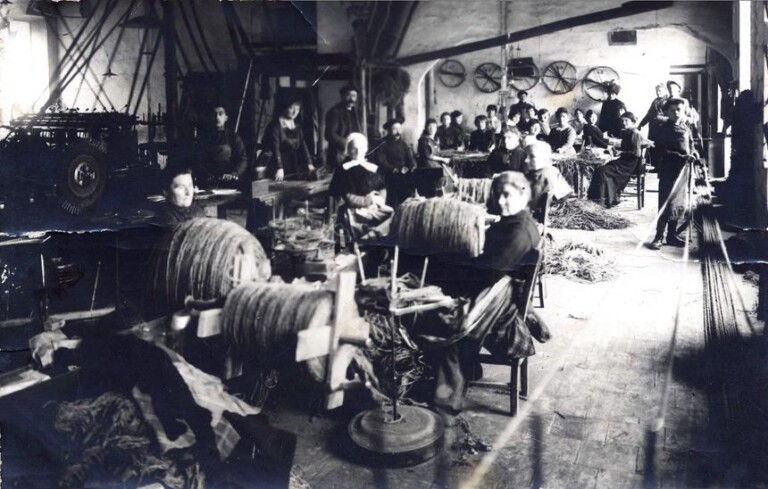 Scourtinerie-atelier-epoque
