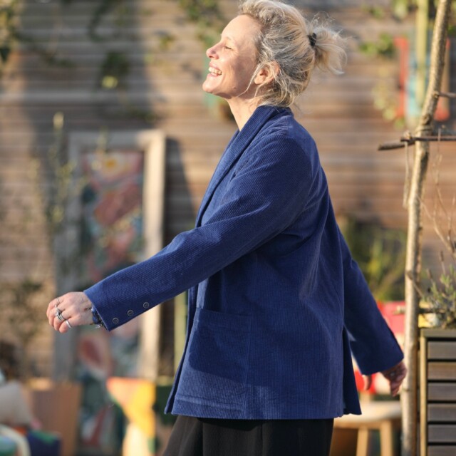 Quintessence - Veste Faustine - velours côtelé bleu doux