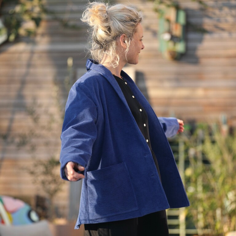 Quintessence - Veste Faustine - velours côtelé bleu doux