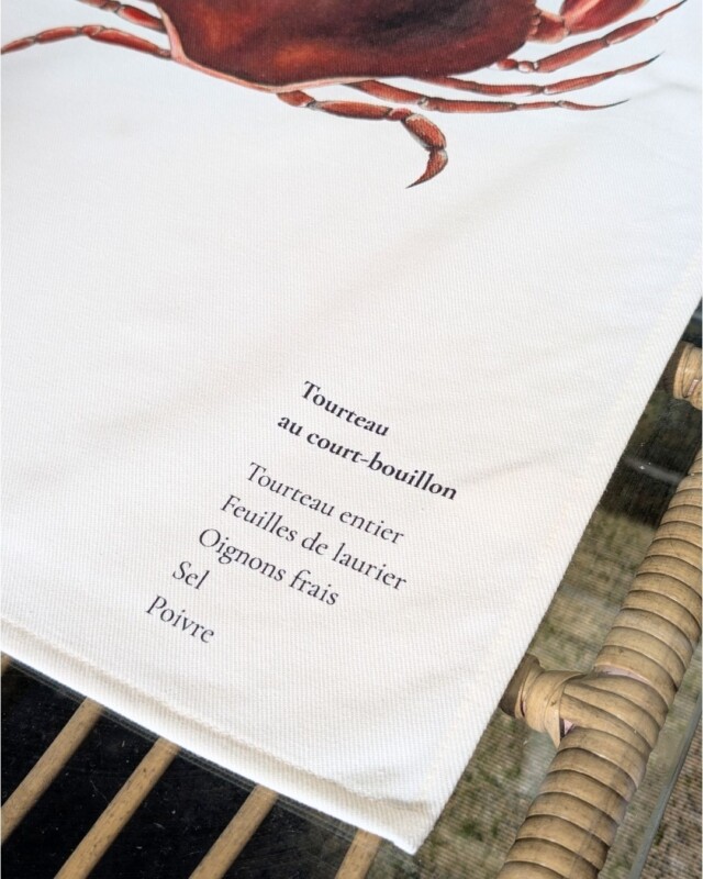 varek.illustrations - Torchon 100% coton : Le Tourteau au Court Bouillon
