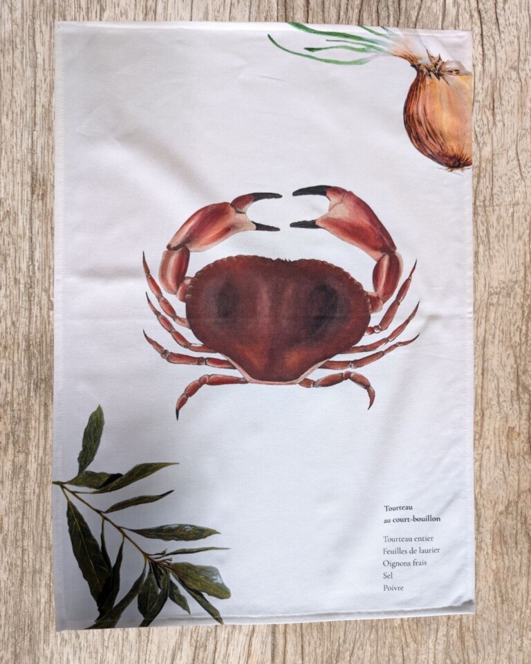 varek.illustrations - Torchon 100% coton : Le Tourteau au Court Bouillon