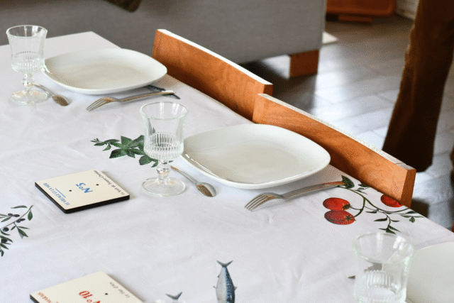 varek.illustrations - Nappe enduite en coton rectangulaire 250 x 160 cm