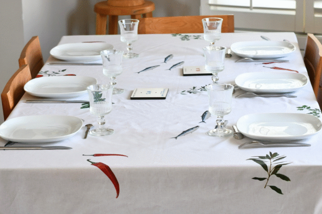 varek.illustrations - Nappe enduite en coton rectangulaire 250 x 160 cm