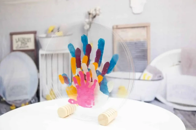 LouYou - Kit Empreintes de mains pour 6 - Deux Supports Ronds