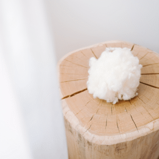 Flocons de laine par la marque Loulenn Loulenn - Flocons de laine