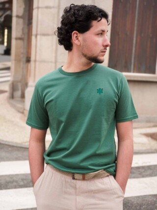 Le Véritable T-Shirt Français Homme – Vert par la marque Maison Tricolore Maison Tricolore - Le Véritable T-Shirt Français Homme – Vert