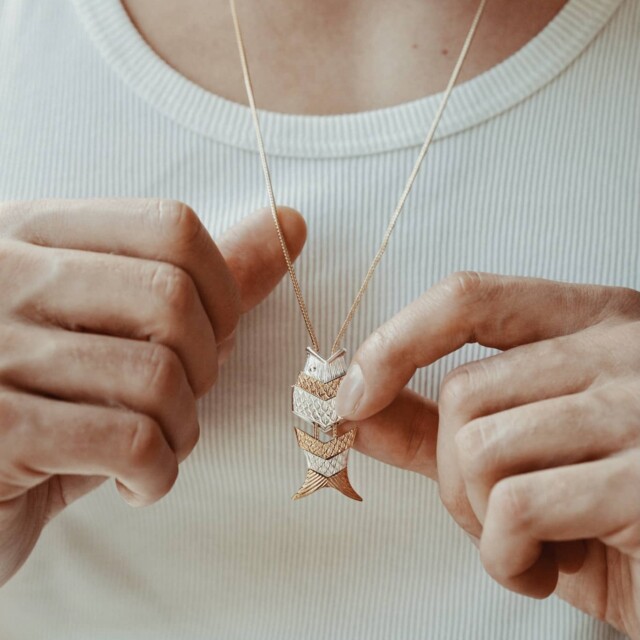 NEIJE - Collier Poisson Gefilte (Bicolore + Chaîne Argent)