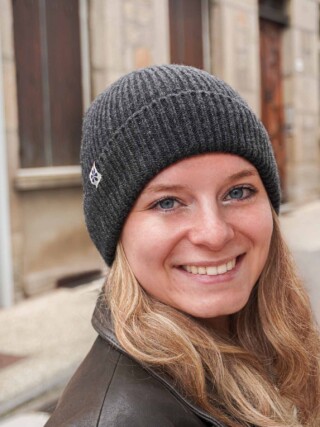 Maison Tricolore - Le Bonnet Ultime en Laine Femme   – Gris
