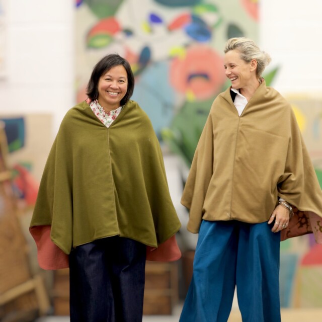 Quintessence - Cape midi Eugénie - Flanelle bleu ardoise/polaire bleu océan