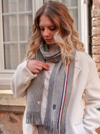Maison Tricolore - Lécharpe Tricolore en Laine   Fabriquée en France pour Femme  Grise