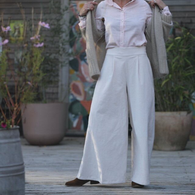 Quintessence - Jupe culotte Arielle en velours côtelé ivoire