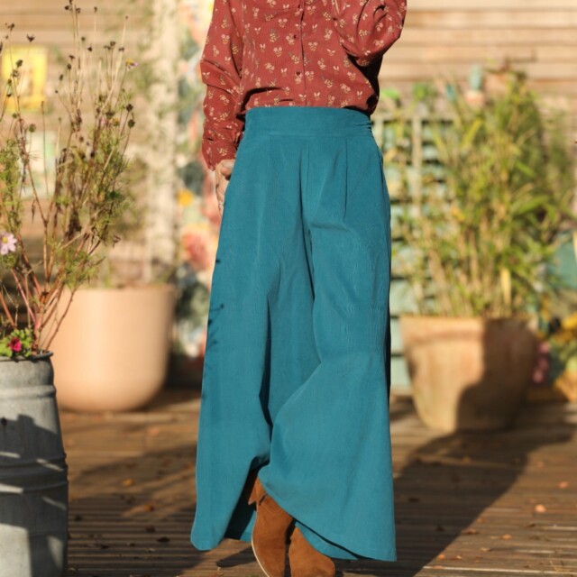 Quintessence - Jupe culotte Arielle en velours milleraies canard