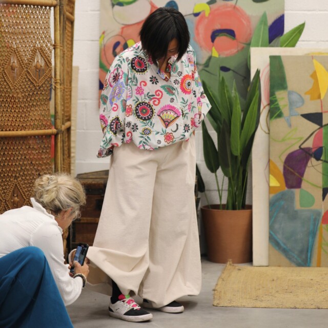 Quintessence - Jupe culotte Arielle en velours milleraies kaki