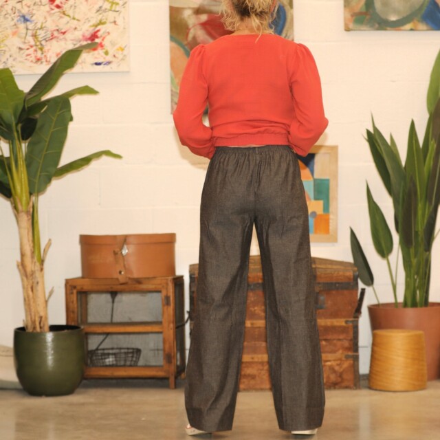 Quintessence - Pantalon Nestor jean de coton noir léger