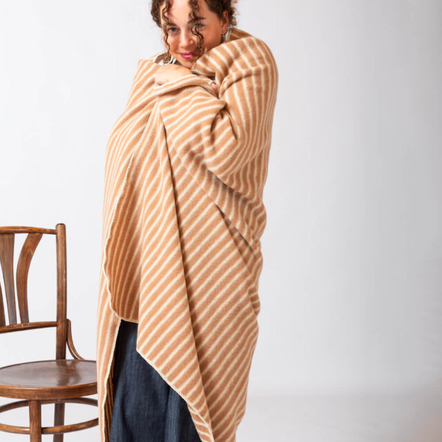 Ardelaine - Plaid tricoté en laine mérinos- Coloris rayés