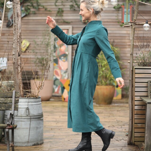 Quintessence - Robe Cyrielle - velours milleraies émeraude