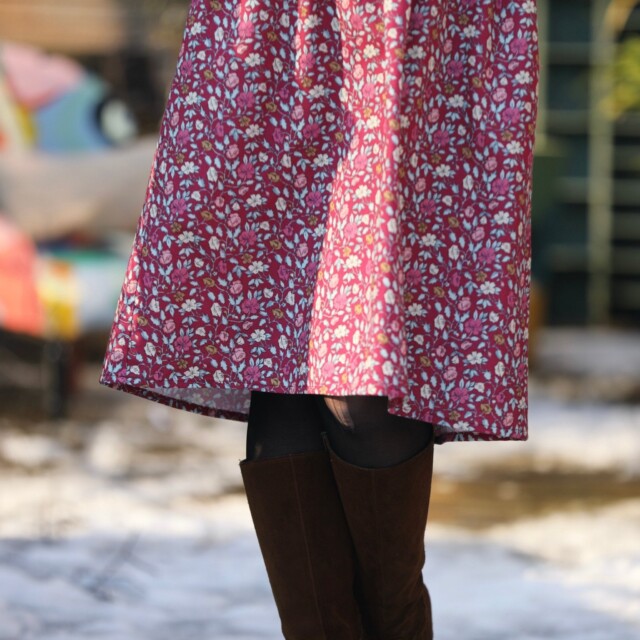 Quintessence - Robe Eglantine - armuré  de coton fleuri grenat