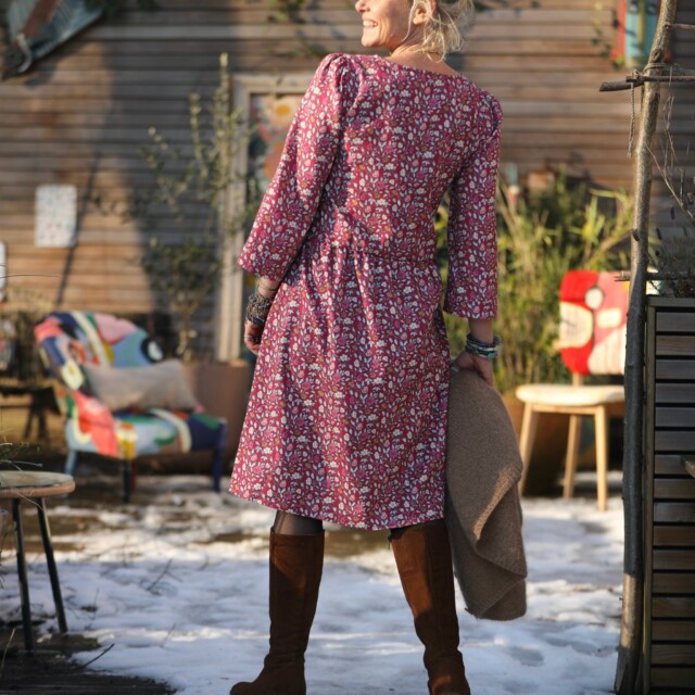 Quintessence - Robe Eglantine - armuré  de coton fleuri grenat