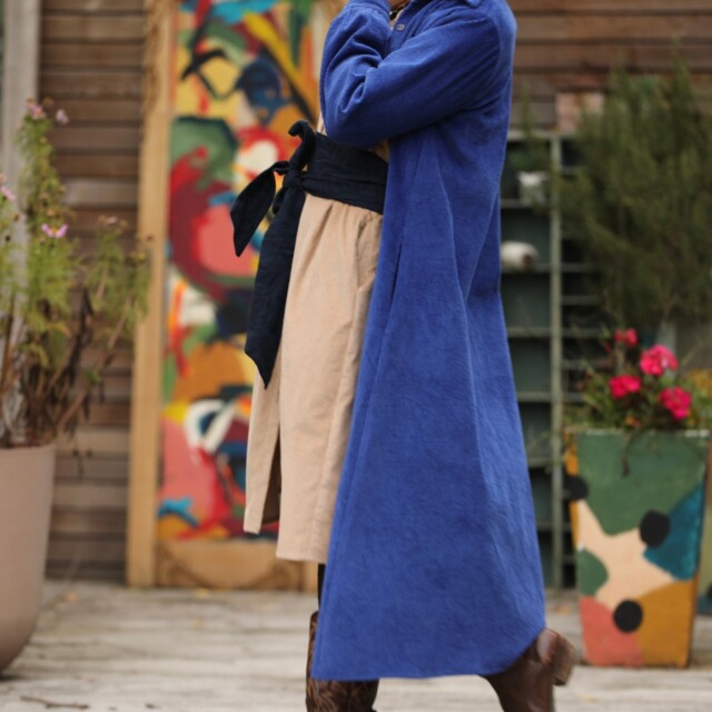 Quintessence - Robe Pensée - Velours côtelé bleu majorelle