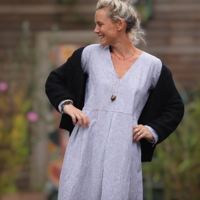 Quintessence - Robe Romane - coton/lin rayé noir/blanc