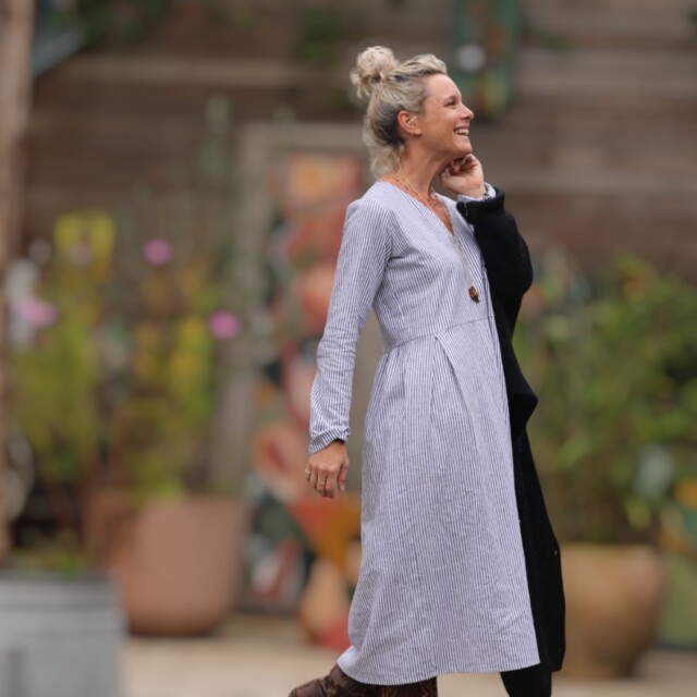 Quintessence - Robe Romane - coton/lin rayé noir/blanc