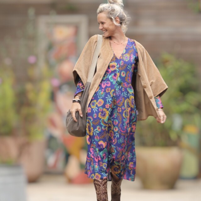 Quintessence - Robe Romane - viscose Explosion Florale