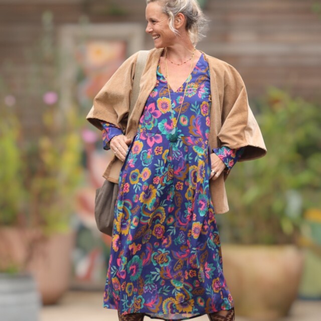 Quintessence - Robe Romane - viscose Explosion Florale