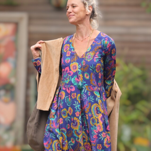Quintessence - Robe Romane - viscose Explosion Florale