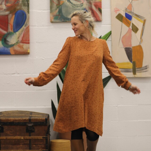 Quintessence - Robe Rosine - double gaze de coton fleurie écureuil