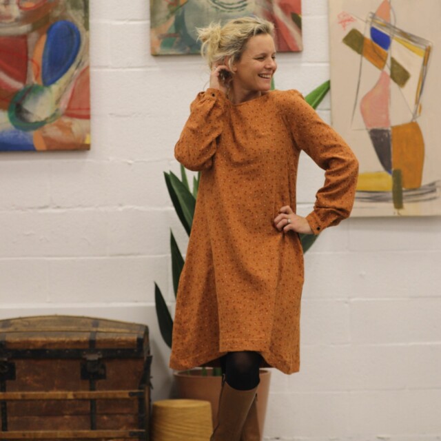 Quintessence - Robe Rosine - double gaze de coton fleurie écureuil