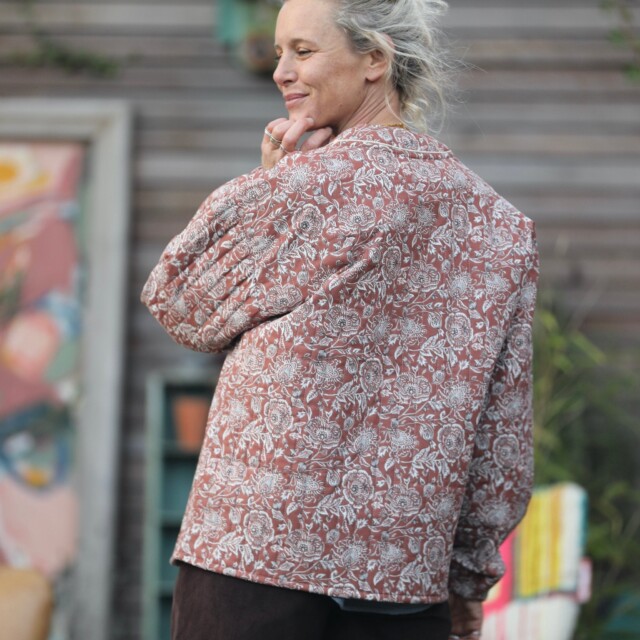 Quintessence - Sweat Gustave - coton matelassé imprimé châtaignier / envers fleuri rosé