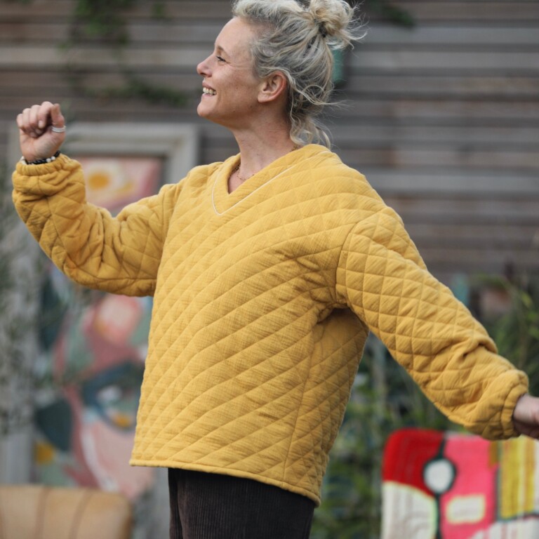 Quintessence - Sweat Gustave-  matelassé en double gaze de coton ocre