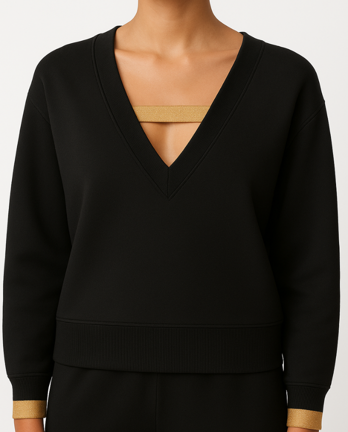 Tadoupika-sweat-noir-triangle-nefertiti