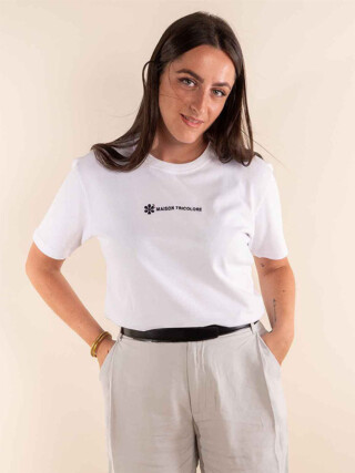 Le Confortable T-shirt Épais Français Blanc – Femme par la marque Maison Tricolore Maison Tricolore - Le Confortable T-shirt Épais Français Blanc – Femme