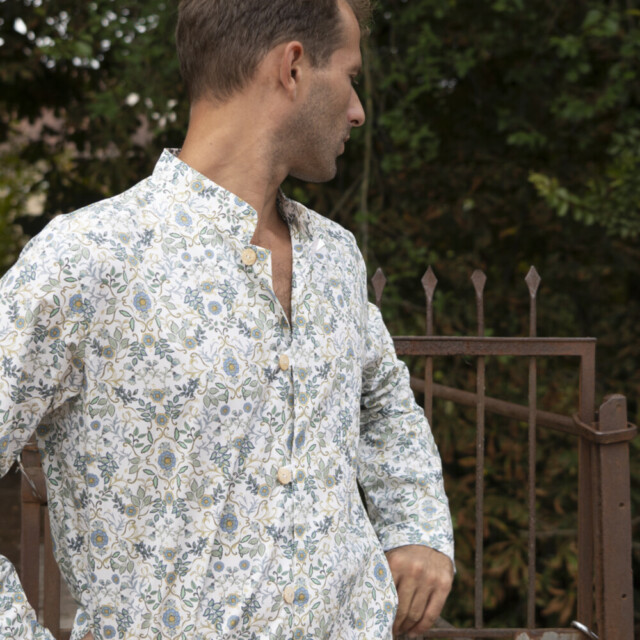 Fleurs Pois & Cie - Chemise ou veste pour homme ? - Blanc/vert foncé/vert clair/Bleu ciel