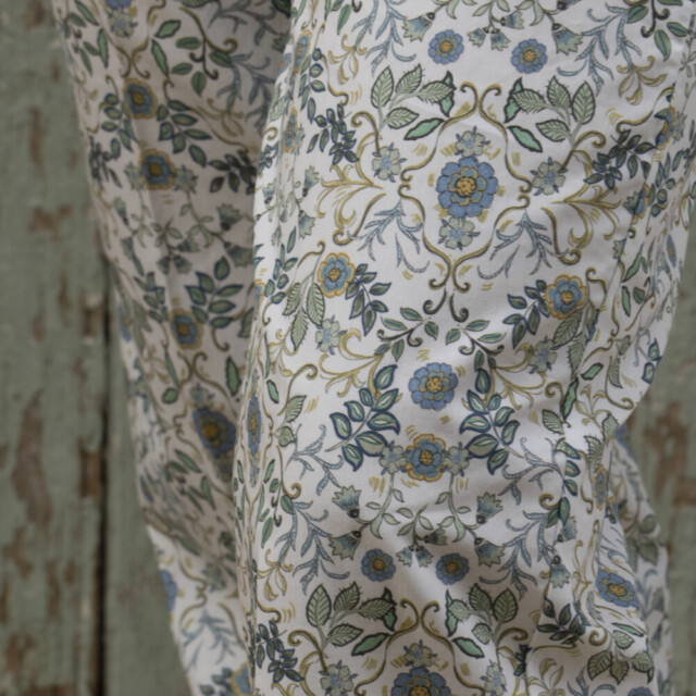 Fleurs Pois & Cie - Pantalon de pyjama femme et/ou de ville - Blanc/vert foncé/vert clair/Bleu ciel