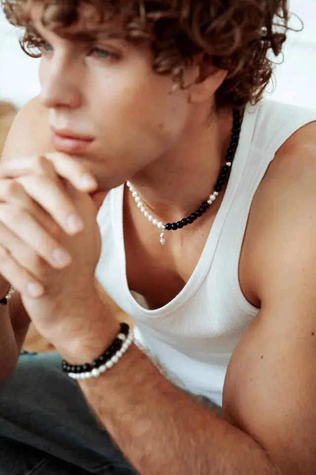 NEIJE - Collier Fight Perles d’eau douce et Onyx