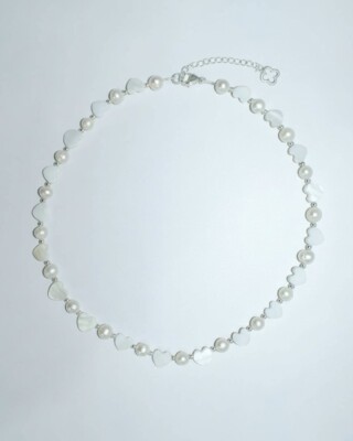 Collier Sacré-Coeur Perles de Culture Nacre et Argent 925 par la marque NEIJE NEIJE - Collier Sacré-Coeur Perles de Culture Nacre et Argent 925