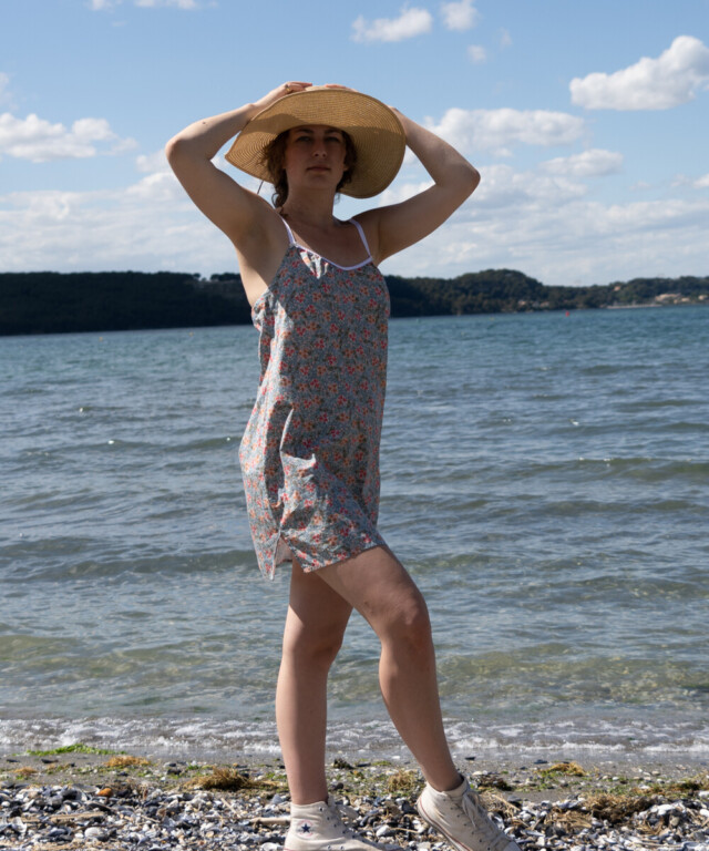 Fleurs Pois & Cie - Nuisette femme ou petite robe 100% coton - Rose/vert clair