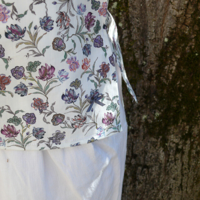 Fleurs Pois & Cie - Caraco femme 100% coton bio de fabrication française - Bleu/Violet/Blanc