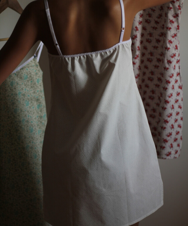 Fleurs Pois & Cie - Nuisette femme ou petite robe 100% coton - Ivoire