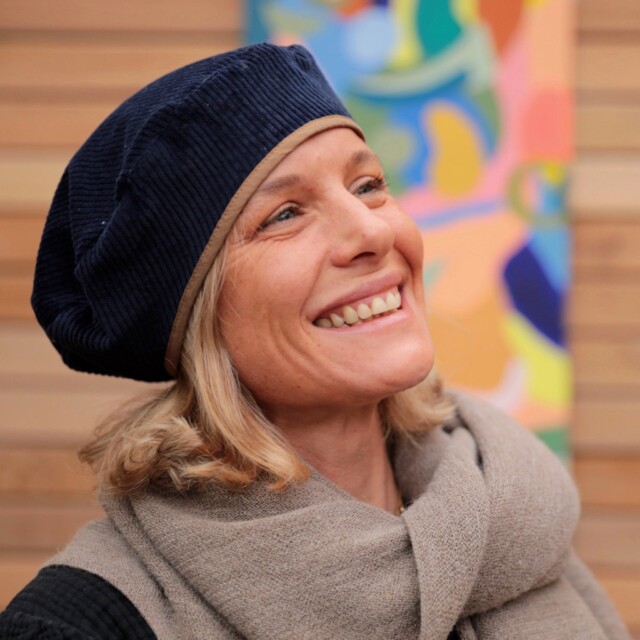 Quintessence - Béret Côme – velours côtelé bleu nuit