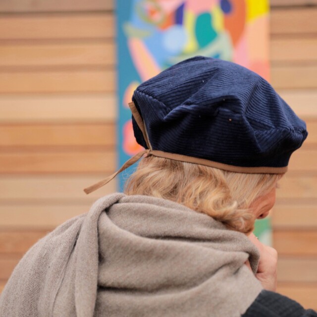 Quintessence - Béret Côme - velours côtelé bleu nuit