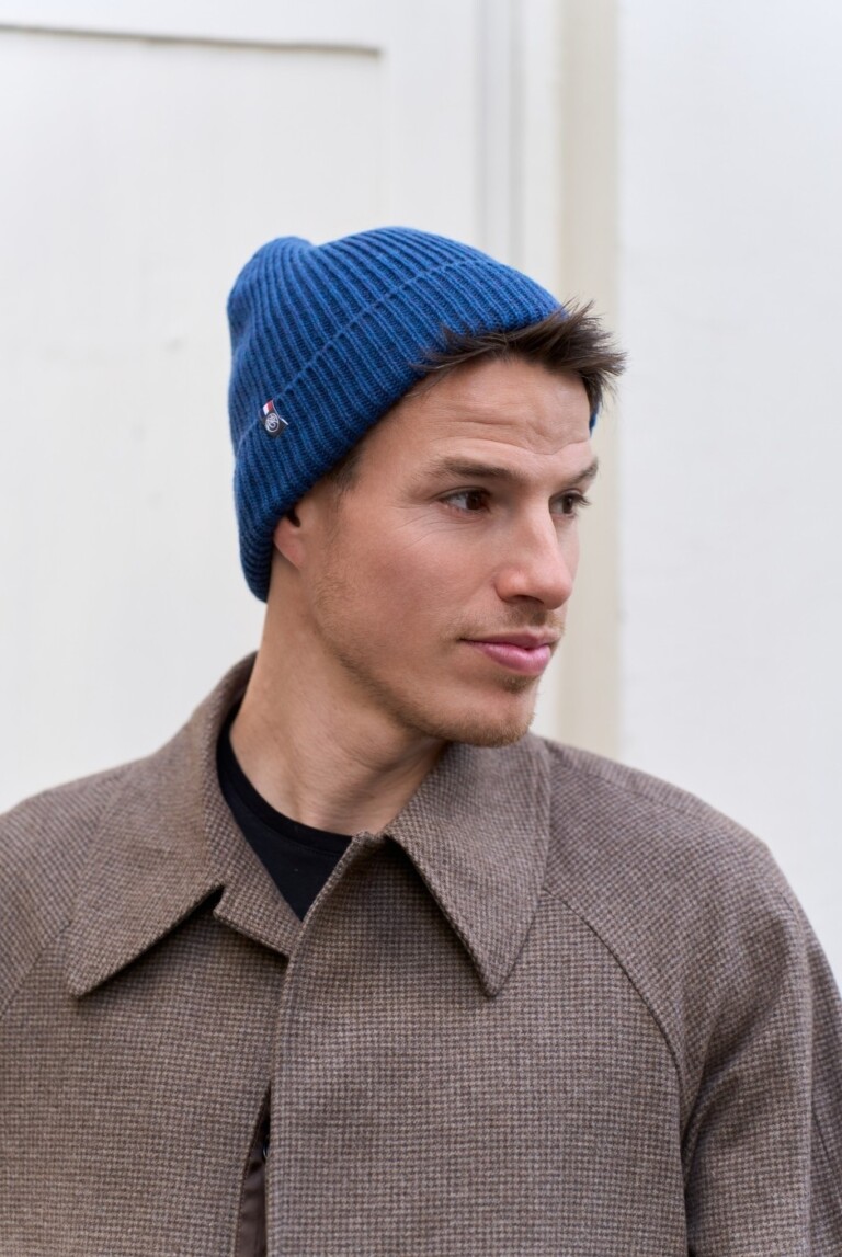 Maison Bonnefoy - Bonnet Perinne Sans pompon Bleu paon