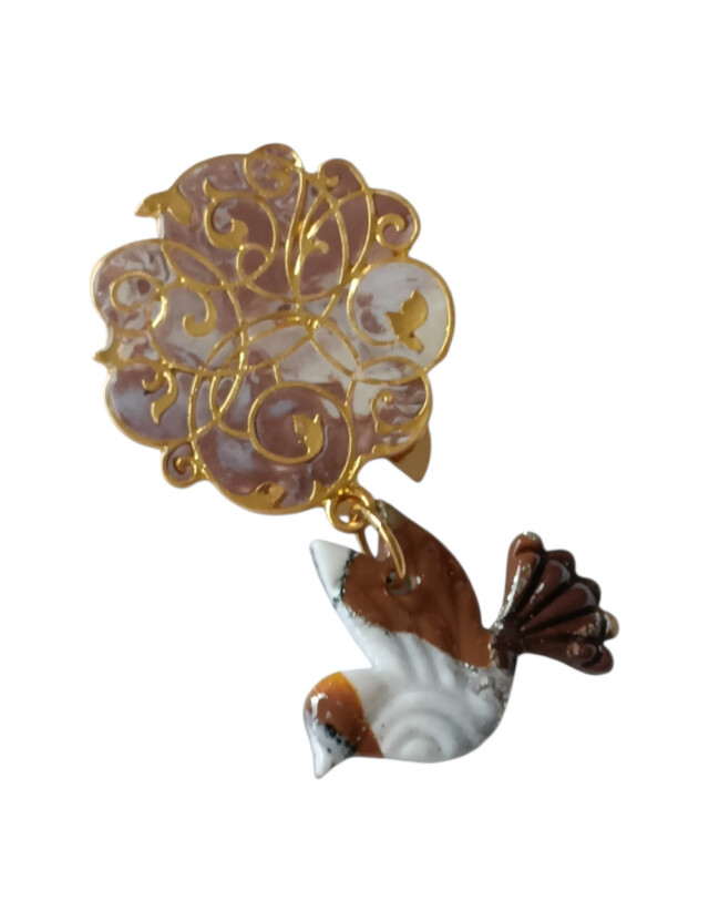 L’atelier de Patricia - Cache-Bouton Nuage Rêveur et Oiseau Marron clair, blanc, doré