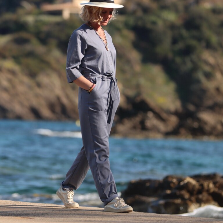 Quintessence - Combinaison Erika sergé de coton gris bleuté