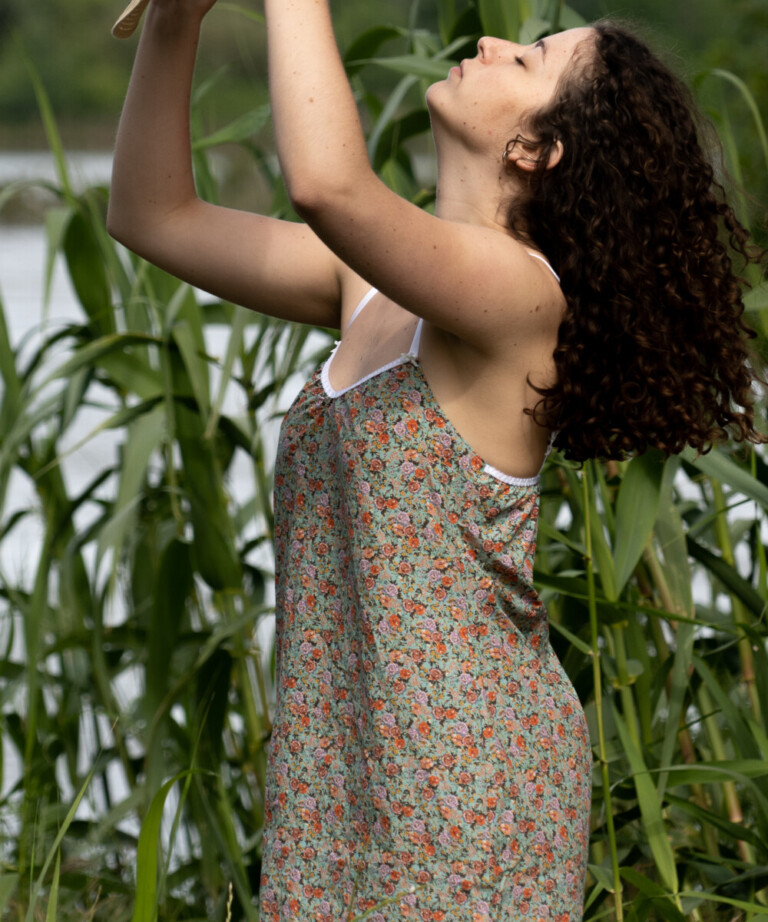 Fleurs Pois & Cie - Nuisette femme ou petite robe 100% coton - Violet/Orange/Turquoise